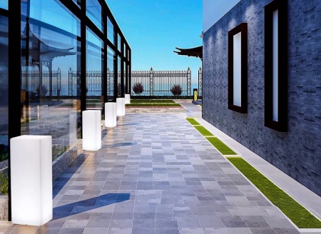 Светильник Колонна 30х20 питание от АКБ, RGB