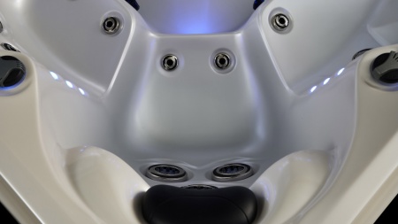 Гидромассажный СПА бассейн Joyee SPA London